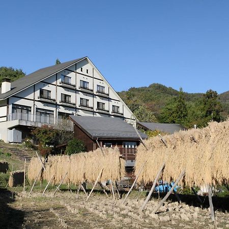 Sanazawa-No-Mori Hotel Numata  Exterior photo