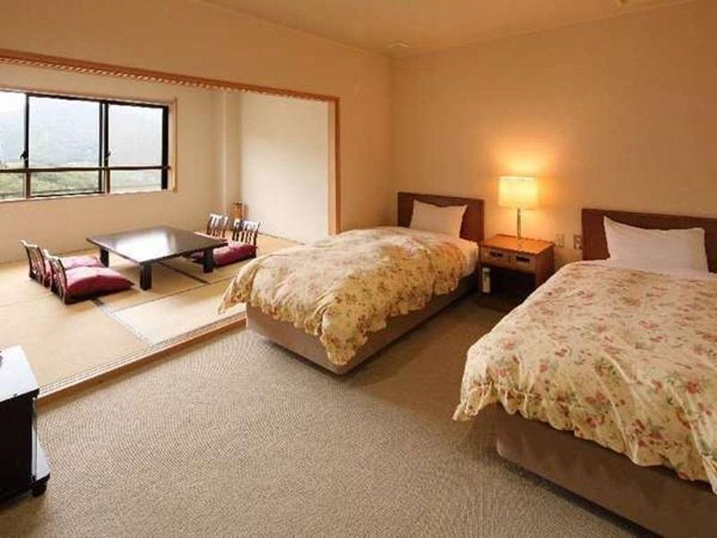 Sanazawa-No-Mori Hotel Numata  Exterior photo