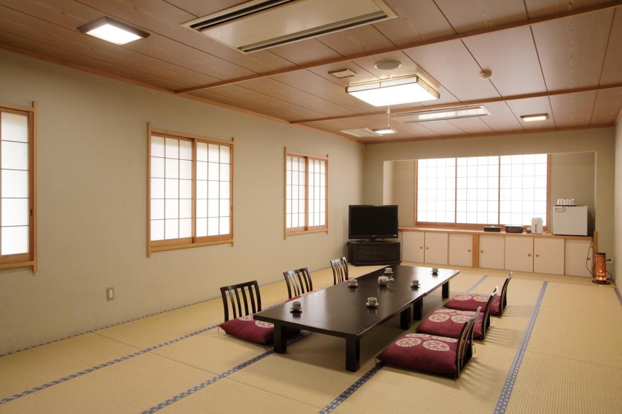 Sanazawa-No-Mori Hotel Numata  Room photo